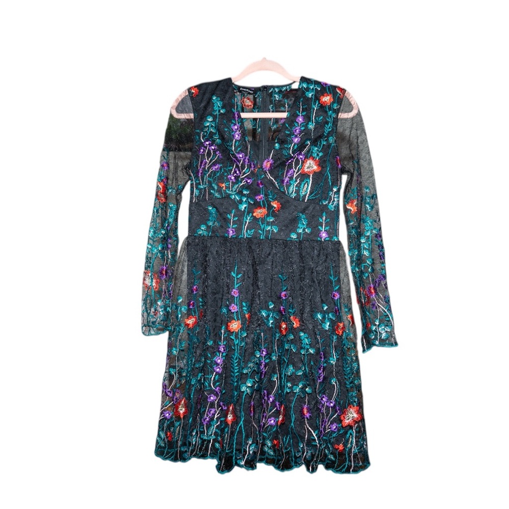 Bebe|Black Lace Embroidered Floral Long Sleeve Dress | Size 6 | Garden Party